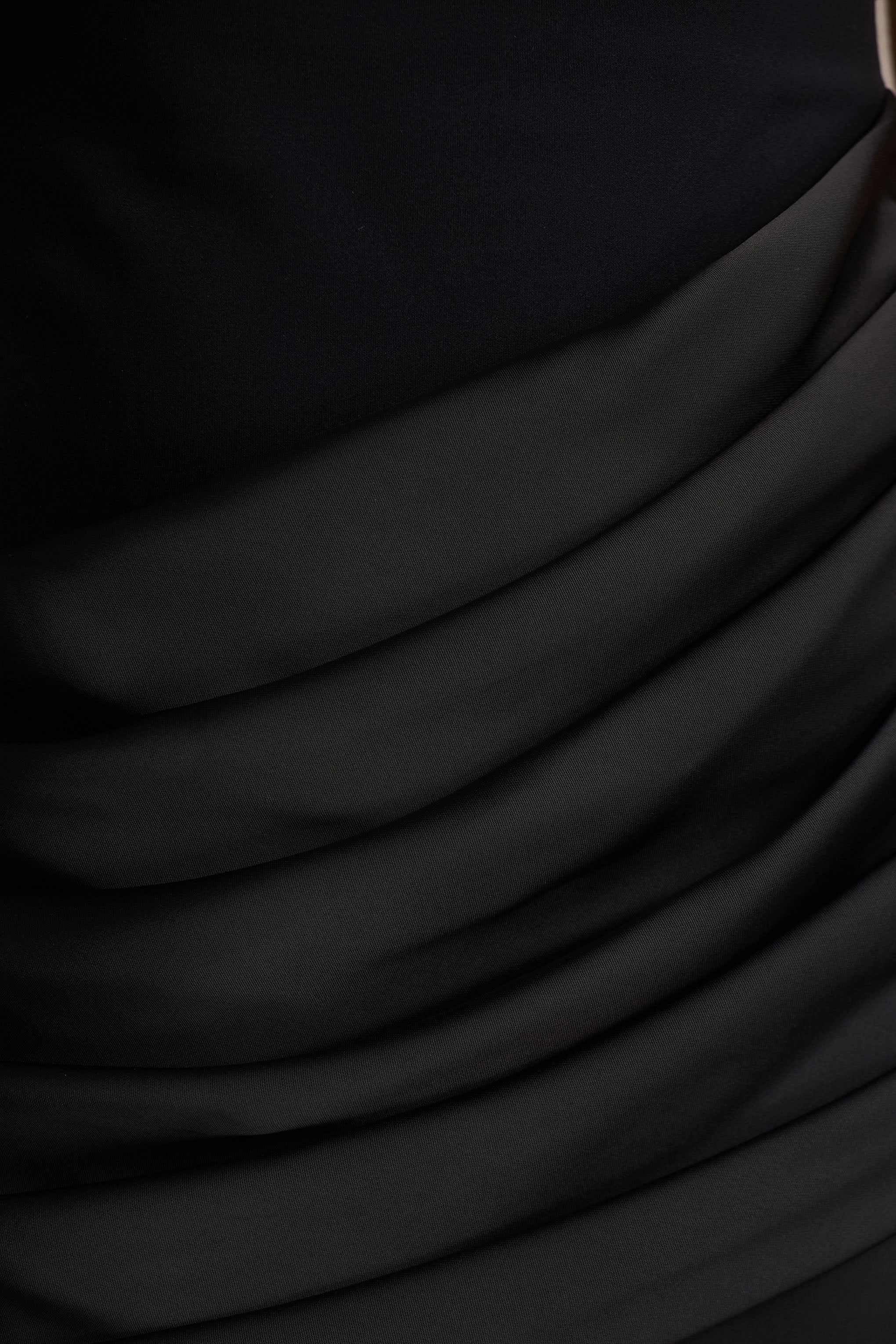 Akari | Black Crew-Neck Maxi Dress With Satin Skirt
